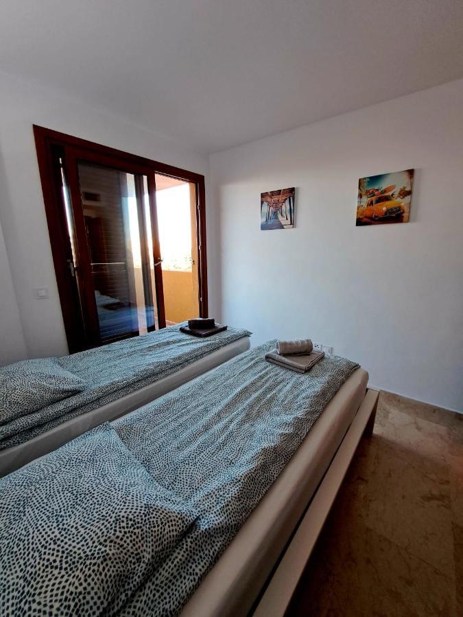 Punta Prima Nice Apartment With Sea Views Torrevieja Eksteriør billede